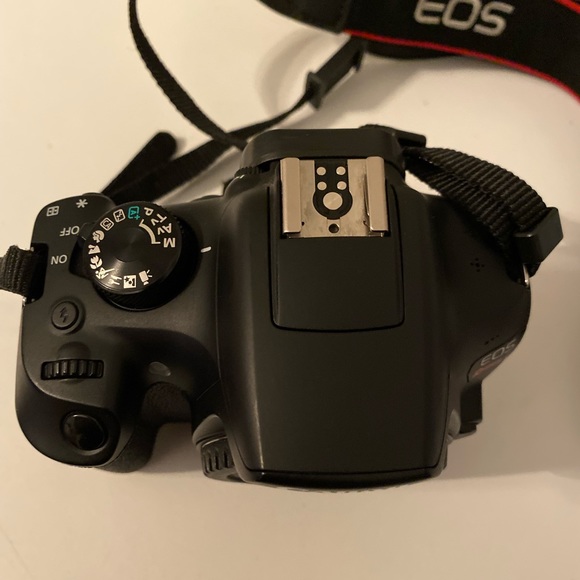 📸 Canon EOS Rebel T6 Body – Black | Barely Used | Original Box - Picture 3 of 13